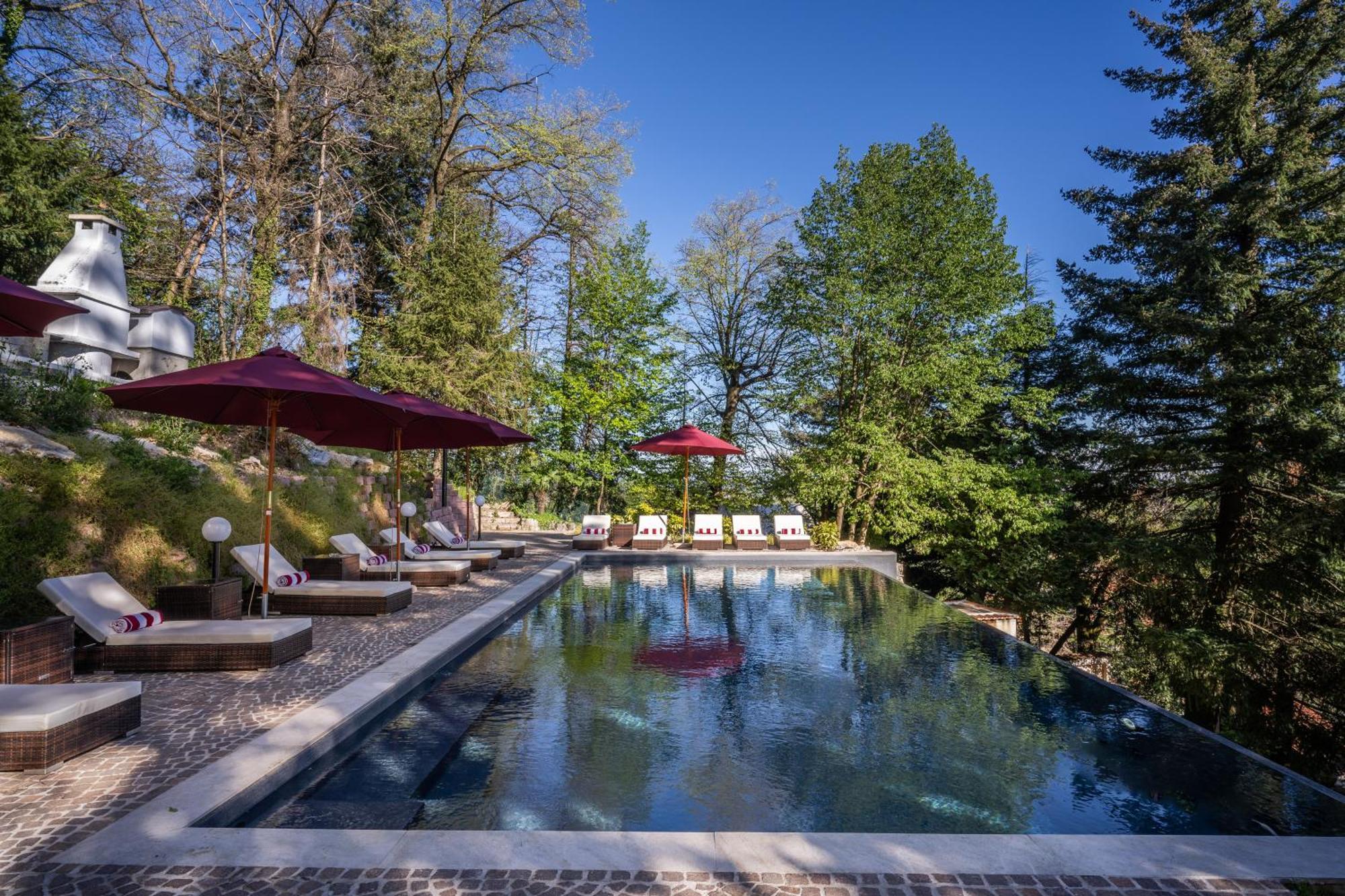 Villa Alceo Viggiù Esterno foto